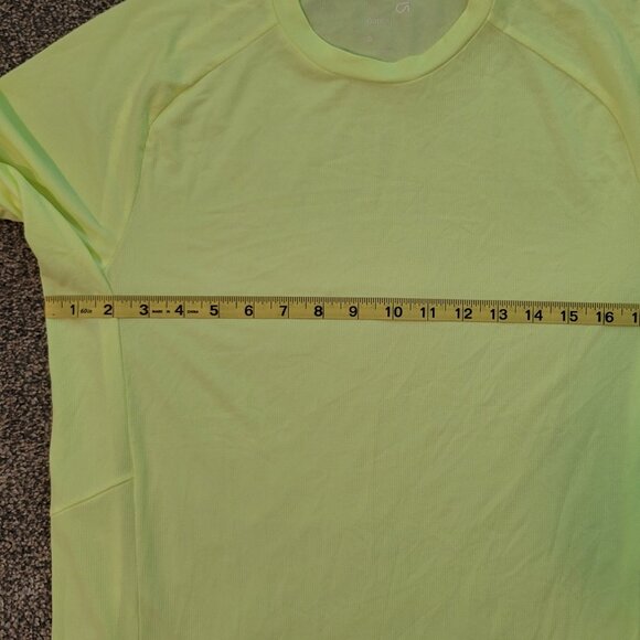 Gap Fit Alluring Yello Train Tee Shirt New with TAG! - Picture 7 of 12